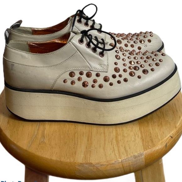 Alexander Smith Platform Bronze Studded Shoes - Picture 2 of 8